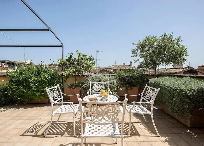Exclusive City Views From A Sunny Attic Apartment!