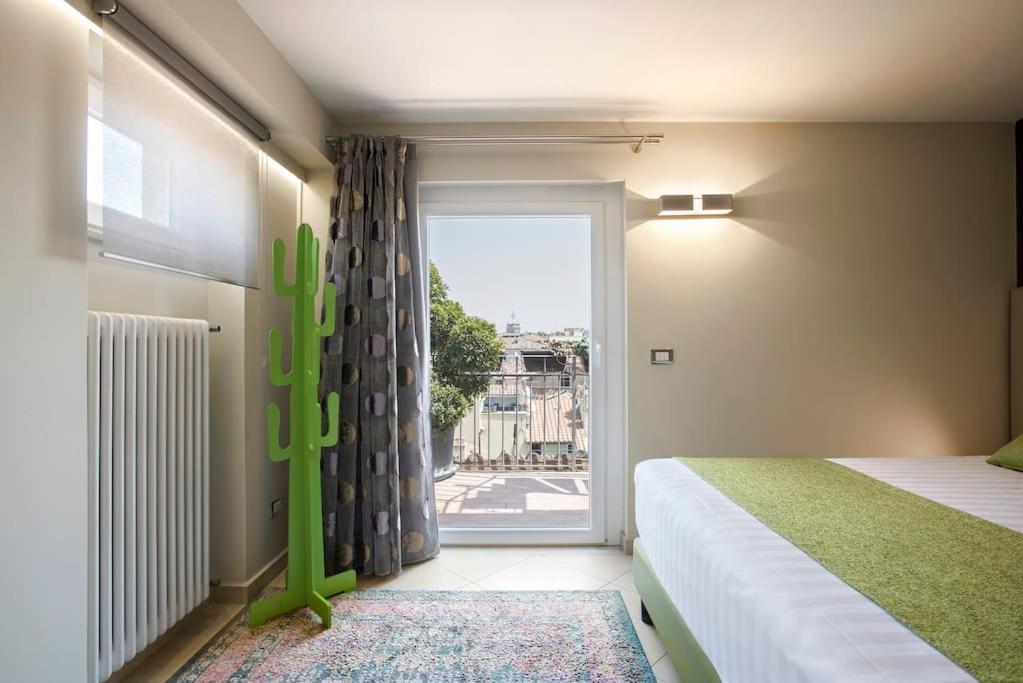 Apartment Exclusive Views From A Sunny Attic Apartment! Rom